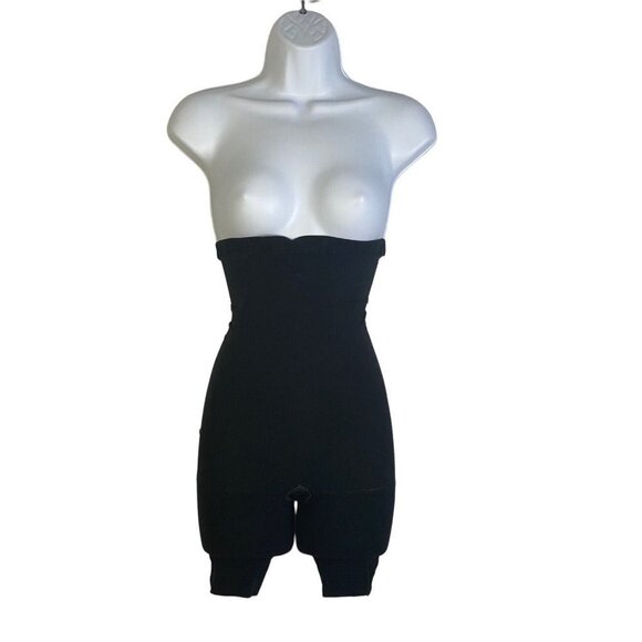 Assets by Sara Blakely High Waist Mid Thigh Black Sensational Shaper 58F42 SZ 2 - Picture 2 of 7